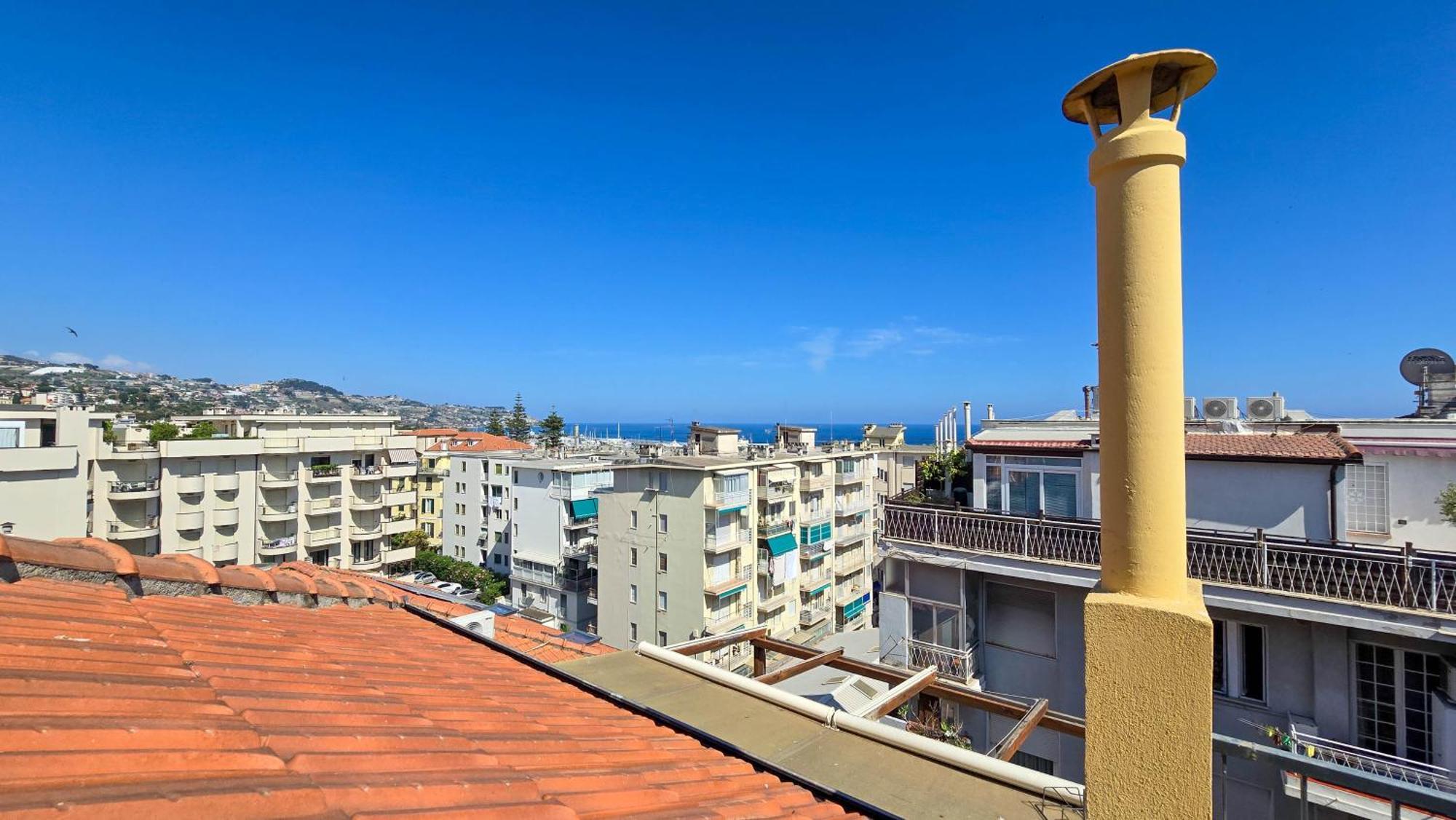 Centro Immobiliare Flagships Apartments Санремо Екстер'єр фото